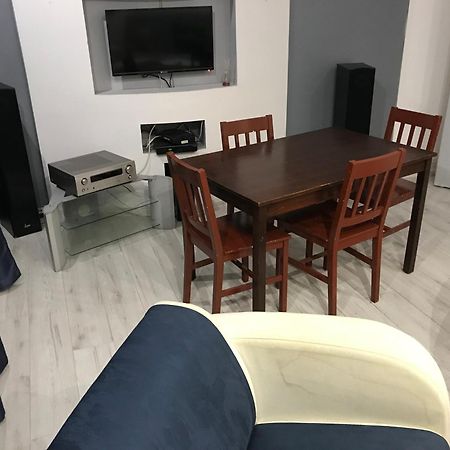 우치 Apartament Kamienica 아파트 외부 사진
